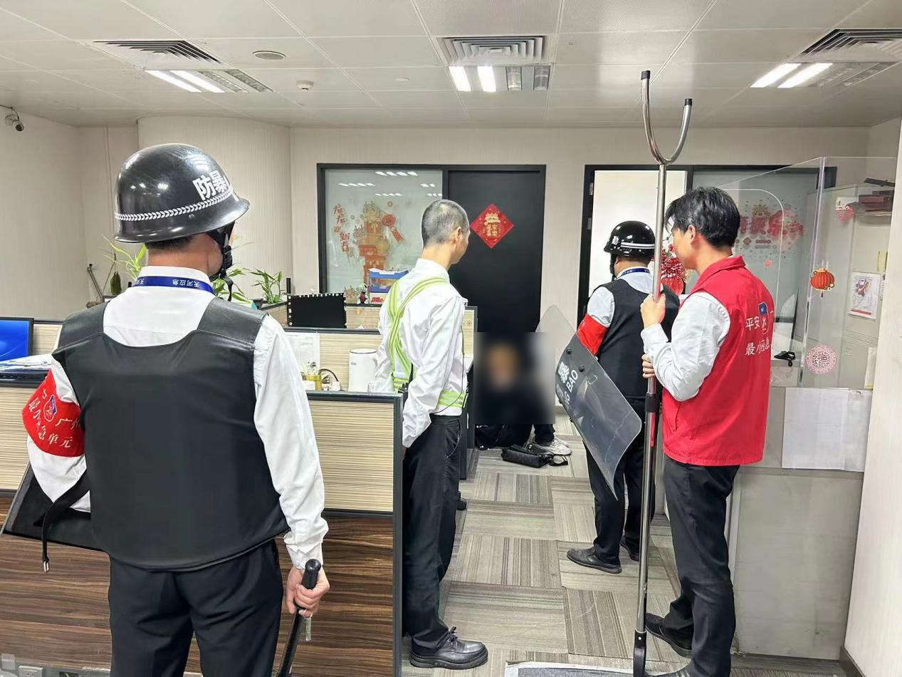英勇軍衛(wèi)保安員展現(xiàn)專業(yè)風(fēng)采，獲天匯廣場igc高度贊揚(yáng)！