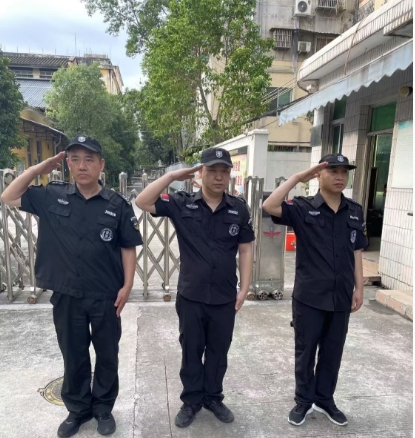 【軍衛(wèi)保安】學(xué)校保安的“火眼金睛”：守護(hù)校園安全的第一道防線(xiàn)?